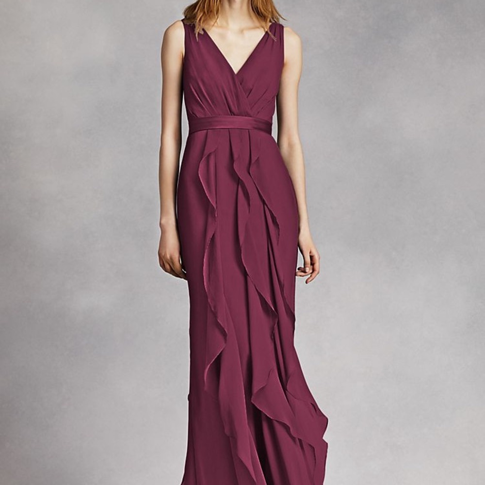 Vera Wang Bridesmaid Dress | Size 16 | Wine color
